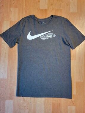 Nike Air Max The Nike Tee t-shirt